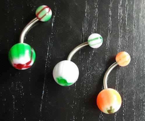 Diverse Playboy bunny navelpiercings (banana bells), Sieraden, Tassen en Uiterlijk, Piercings, Nieuw, Navelpiercing, Staal, Ophalen of Verzenden