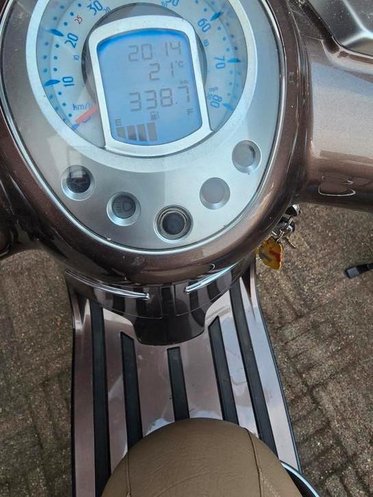 Peugeot Django met pas 3400 kilometers en veel opties, Fietsen en Brommers, Scooters | Peugeot, Zo goed als nieuw, Overige modellen