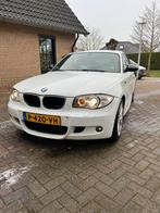 BMW 1-Serie 2.0 116I 3DR 2009 Wit M pakket, 1-Serie, Achterwielaandrijving, 1995 cc, Zwart