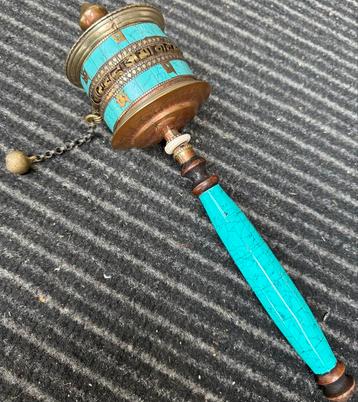 Tibetaanse Gebedsmolen met Turquoise beschikbaar voor biedingen