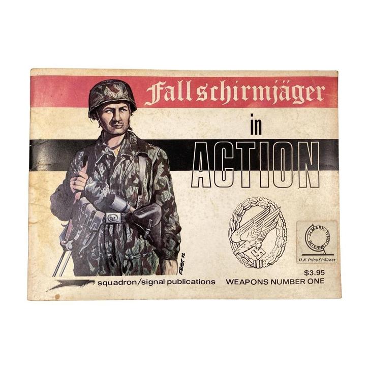 Fallschirmjager in Action (Weapons No. 1) Paperback – 1973, Boeken, Oorlog en Militair, Zo goed als nieuw, Luchtmacht, Tweede Wereldoorlog