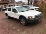 Volvo XC70 2.5 T AWD Geartronic standkachel met goede 4 X 4, Automaat, Euro 5, Beige, XC70