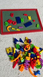 Magneetbord met letters, Kinderen en Baby's, Speelgoed | Educatief en Creatief, Ophalen of Verzenden, Gebruikt, Taal en Lezen