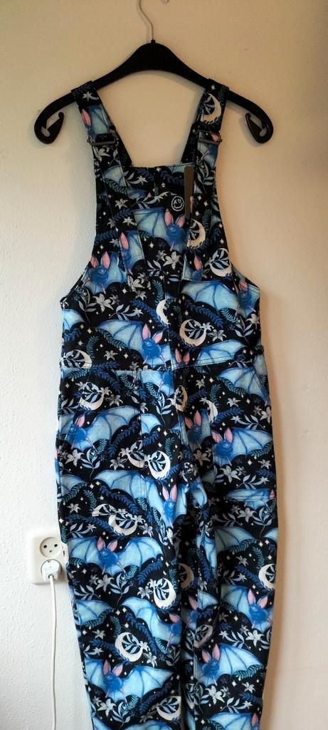 Rebel Romance zwarte tuinbroek blauwe vleermuizen S, Kleding | Dames, Spijkerbroeken en Jeans, Nieuw, W28 - W29 (confectie 36)