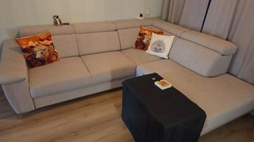 Hoekbank 260 x 220 beschikbaar voor biedingen