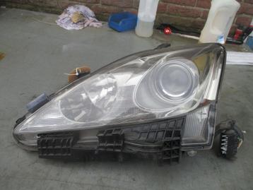 linker koplamp lexus  IS  220 en. IS 250 beschikbaar voor biedingen