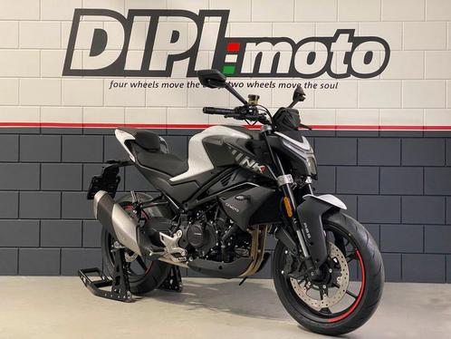 CFMOTO 450 NK (bj 2024), Motoren, Motoren | Overige merken, Bedrijf, Naked bike, meer dan 35 kW, 2 cilinders