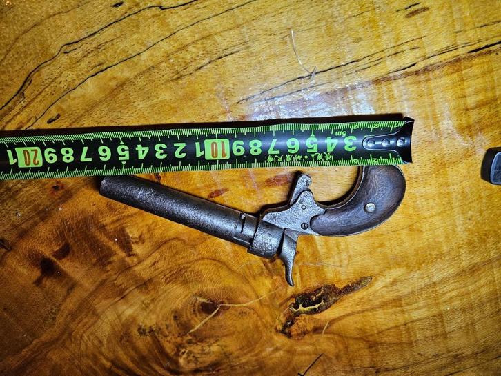 antiek vrijgesteld bijzonder pistool (tje), Verzamelen, Militaria | Algemeen, Landmacht, Nederland, Ophalen of Verzenden