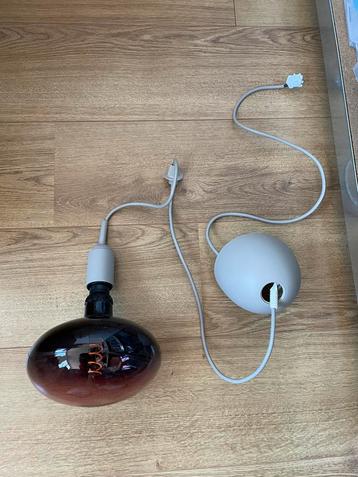 Lamp beschikbaar voor biedingen