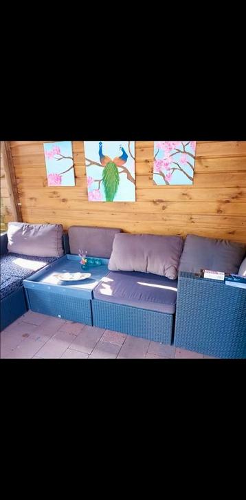 Lounche set & bar tafel  beschikbaar voor biedingen