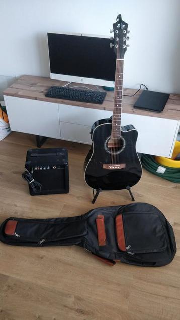 Zwarte Western Gitaar met Versterker en Tas, Nieuwe Snaren beschikbaar voor biedingen