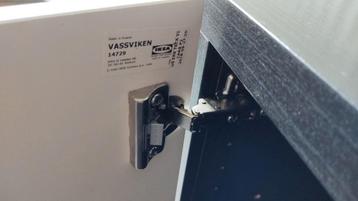 Ikea Besta TV-kastje met Vassviken deurtjes - afbeelding 5