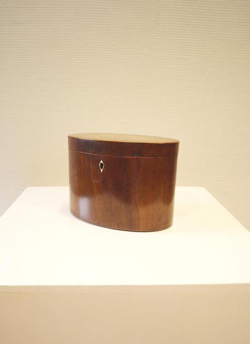 Antiek ovaal theekistje, opbergkistje, Antiek en Kunst, Antiek | Woonaccessoires, Ophalen of Verzenden