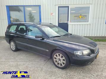 Volvo V70 2.4 D5 , Kleurcode 019 beschikbaar voor biedingen