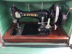 Oude naaimachine Kayser. Met mooie groene bewaarkoffeŕ, Antiek en Kunst, Ophalen