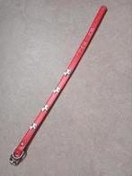 Rood honden halsbandje met hondjes studs, Ophalen of Verzenden, Zo goed als nieuw