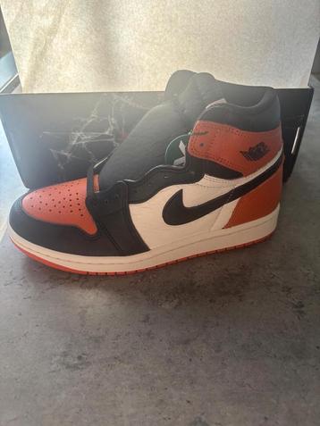 Nike Air Jordan 1 Retro High OG - Maat 39 beschikbaar voor biedingen