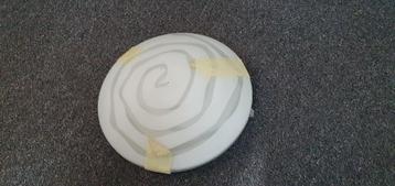 plafond lamp beschikbaar voor biedingen