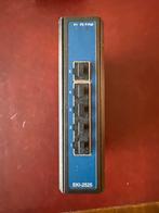 Advantech EKI-2525 5-Poorts Industriële Ethernet Switch, Ophalen of Verzenden, Gebruikt