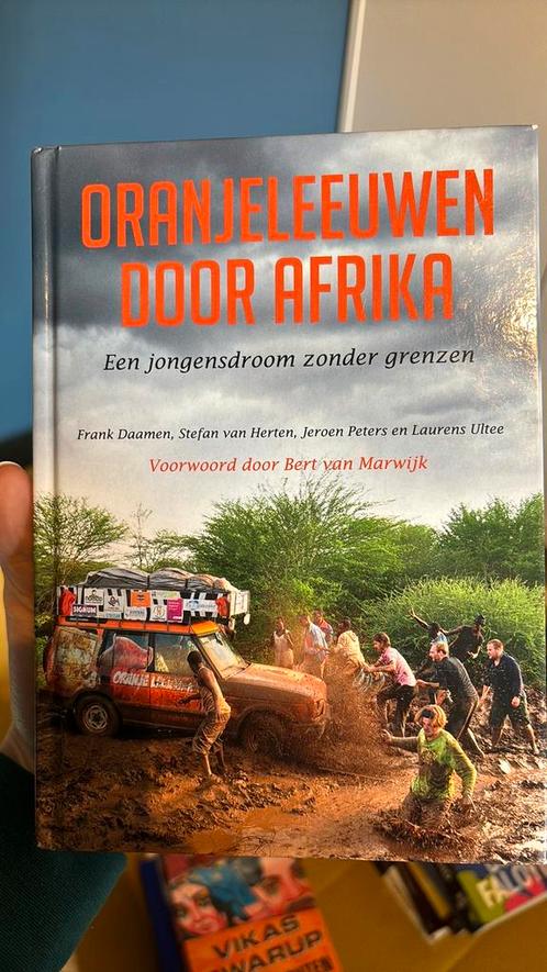 Jeroen Peters - Oranjeleeuwen door Afrika, Boeken, Reisverhalen, Europa, Ophalen of Verzenden