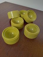 Vintage / retro eierdopjes van Tupperware. Nog 2 beschikbaar, Groen, Overige typen, Zo goed als nieuw, Ophalen