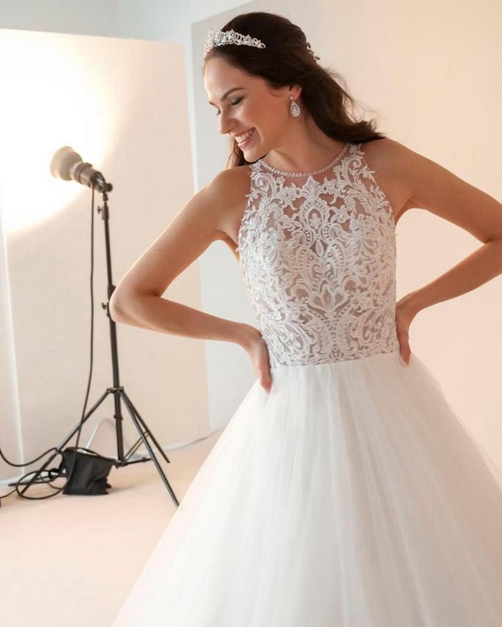 Trouwjurk tweedehands maat 36/38, Kleding | Dames, Trouwkleding en Trouwaccessoires, Zo goed als nieuw, Trouwjurk, Wit, Ophalen of Verzenden