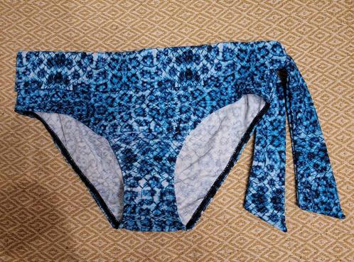 Nieuw. Beachwave bikini set blauw, Kleding | Dames, Badmode en Zwemkleding, Bikini, Blauw, Ophalen of Verzenden