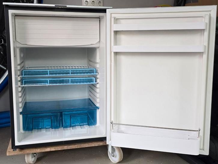 Koelkast boot/camper Dometic Coolmatic CRX-110, Witgoed en Apparatuur, Koelkasten en IJskasten, Zo goed als nieuw, Met vriesvak