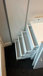 Bureau - Tienerkamer - 120x60 cm, Ophalen, Kunststof, Gebruikt, 100 tot 150 cm