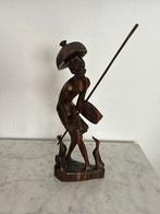 Balinees houtsnijwerk komt uit 1950 en 30 cm hoog., Antiek en Kunst, Ophalen of Verzenden