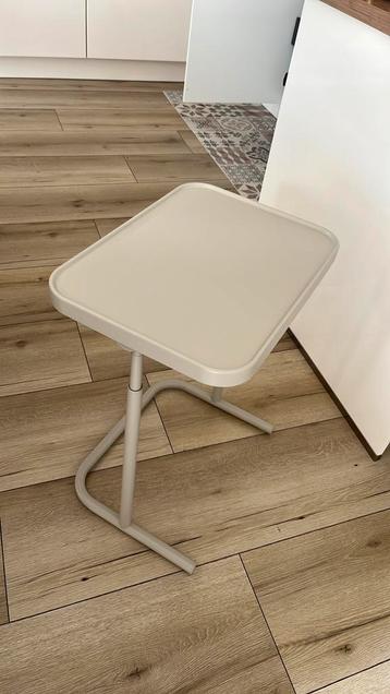 Beige koffie tafel