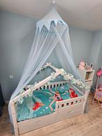 Mooi kinderbed met lattenbodem en optioneel matras, Ophalen, 70 tot 85 cm, 140 tot 160 cm, Zo goed als nieuw