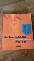 Het Nederlands voetbal . 1905-1989 voetbal international, Ophalen of Verzenden, Overige binnenlandse clubs, Boek of Tijdschrift