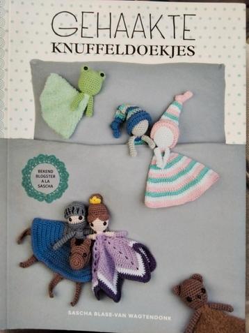 Sascha Blase-Van Wagtendonk - Gehaakte knuffeldoekjes beschikbaar voor biedingen