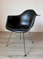 4 Vitra Dax design stoelen, Ophalen, Gebruikt, Zwart