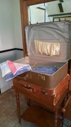 Koffers 2 stuks vintage retro reiskoffer antiek hutkoffer, Ophalen, Gebruikt