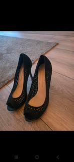 Dames schoen (maat 39) nieuw, Kleding | Dames, Schoenen, Ophalen of Verzenden, Zo goed als nieuw, Sneakers of Gympen