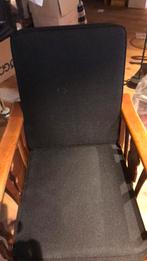 Rookstoel met mooie bekleding zwart, Ophalen, Zo goed als nieuw, Oud