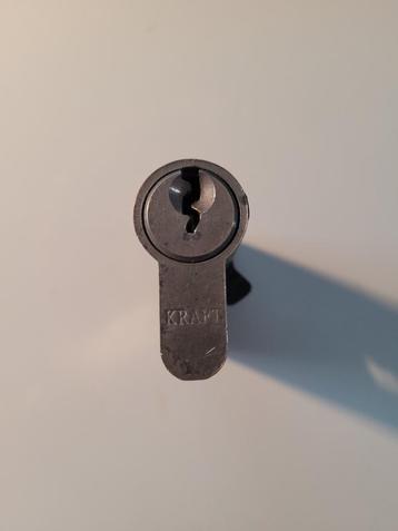 Kraft Euro cilinderslot 60mm beschikbaar voor biedingen