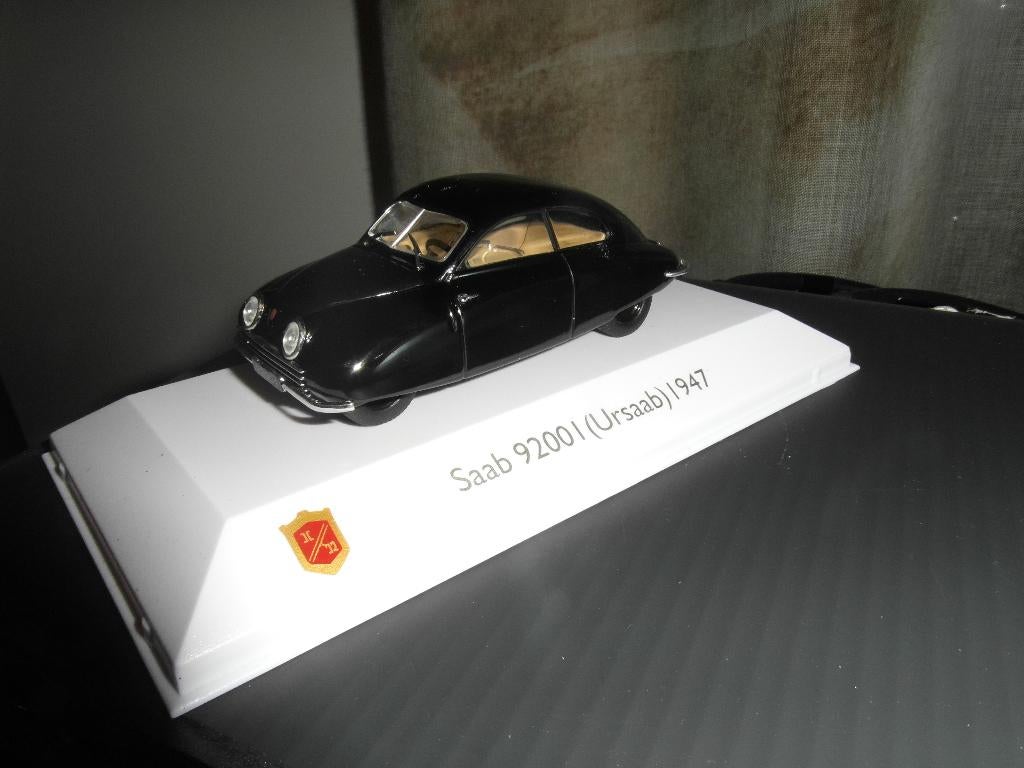 SAAB  9200  URSAAB  1947  1:43, Hobby en Vrije tijd, Modelauto's | 1:43, Nieuw, Auto, Overige merken, Ophalen of Verzenden