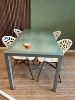 Tafel: metalen onderstel, glazen tafelblad, Huis en Inrichting, Ophalen, Gebruikt, 100 tot 150 cm, 50 tot 100 cm