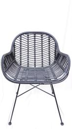 Zwarte rotan stoel, Ophalen, Zwart, Zo goed als nieuw, Metaal