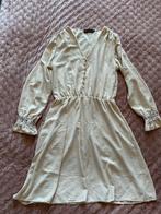 Fashion Musthaves jurk beige maat S/M, Kleding | Dames, Jurken, Maat 38/40 (M), Beige, Ophalen of Verzenden, Zo goed als nieuw