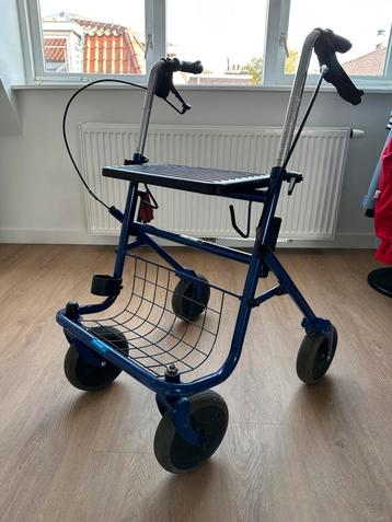 Rollator Thuasne Quatro – Inklapbaar & stokhouder – €80 beschikbaar voor biedingen