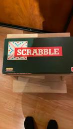 Scrabble, Hobby en Vrije tijd, Gezelschapsspellen | Bordspellen, Ophalen of Verzenden, Zo goed als nieuw