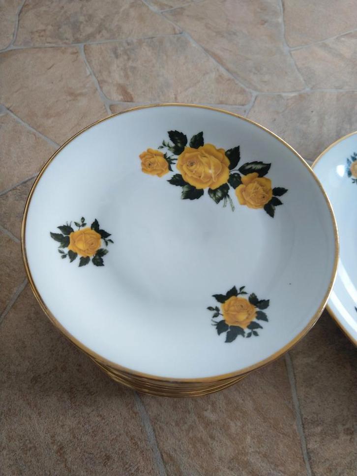 Vintage gebak Servies - Compleet en Elegant!, Huis en Inrichting, Keuken | Servies, Gebruikt, Compleet servies, Overige stijlen