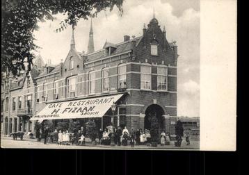 Den Bosch (N.B.), Havensingel Caf;e Fizaan met volk, ca.1914 beschikbaar voor biedingen