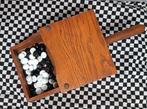 vrijmetselaar stemkastje met glazen beads, Verzenden