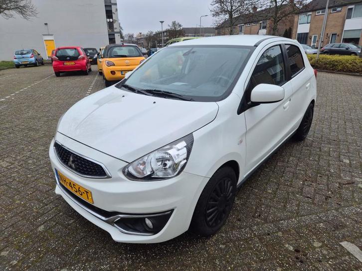 Mitsubishi Space Star 1.0 Intense 2017 Wit, Auto's, Mitsubishi, Particulier, Space Star, Benzine, B, Hatchback, Handgeschakeld