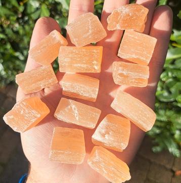 Actie! 10 voor €10! Oranje Seleniet edelsteen natuursteen  beschikbaar voor biedingen